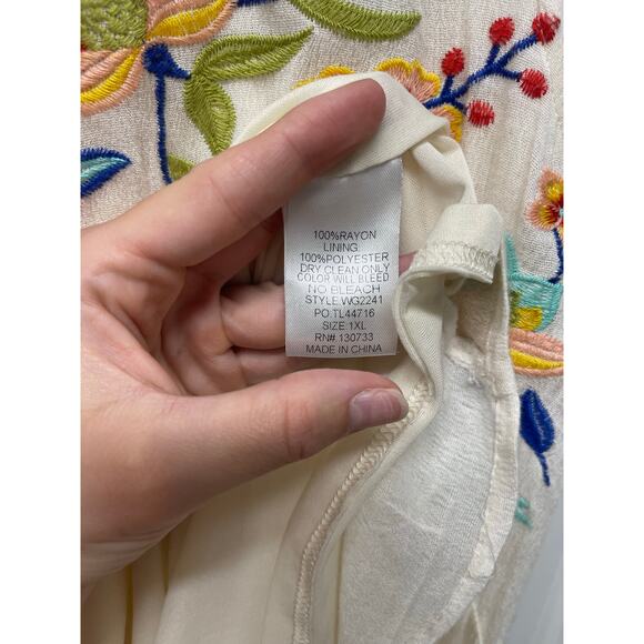 Umgee Women's floral embroidered peplum tank top size 1XL boho - Picture 7 of 7